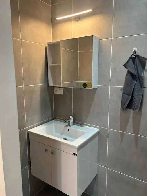 Exceptional 600 M2 Spacious 12Bd 12Ba Vila Bruxelas