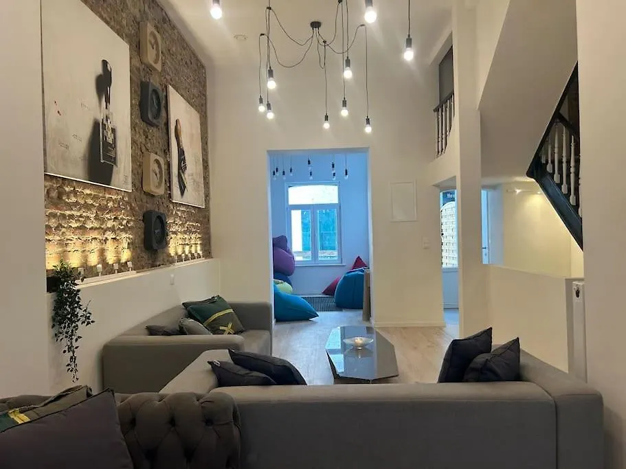 Exceptional 600 M2 Spacious 12Bd 12Ba Vila Bruxelas